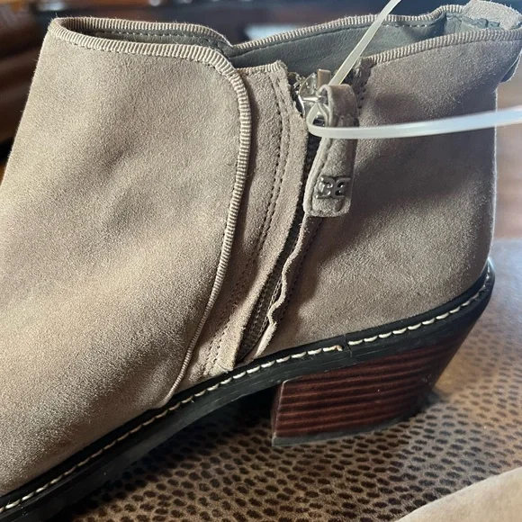 Sam Edelman Brand New booty - Picture 2 of 4